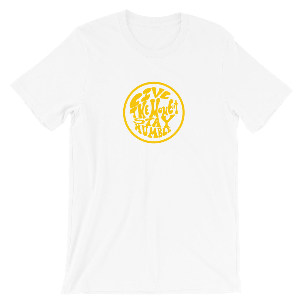 #25 live the moment Gold (Short-Sleeve Unisex T-Shirt)